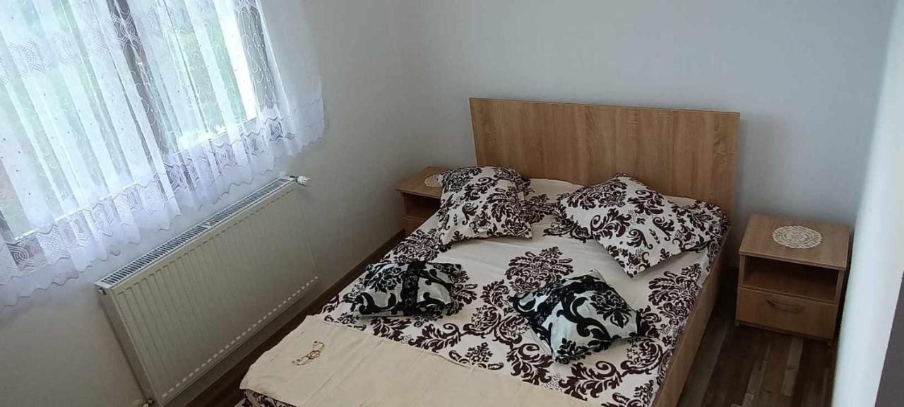 Casuta Din Livada Villa Moisei Luaran gambar