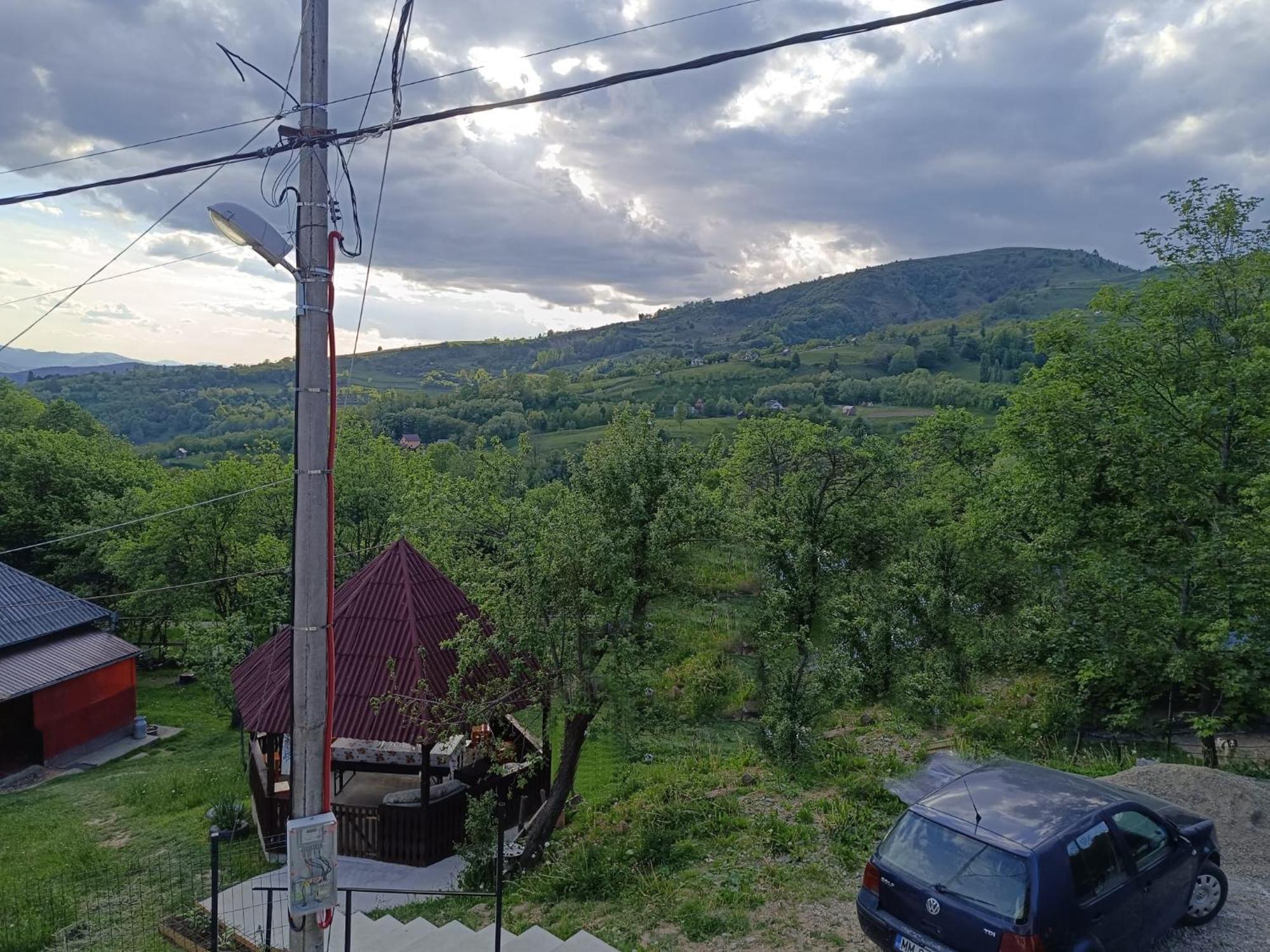 Casuta Din Livada Villa Moisei Luaran gambar