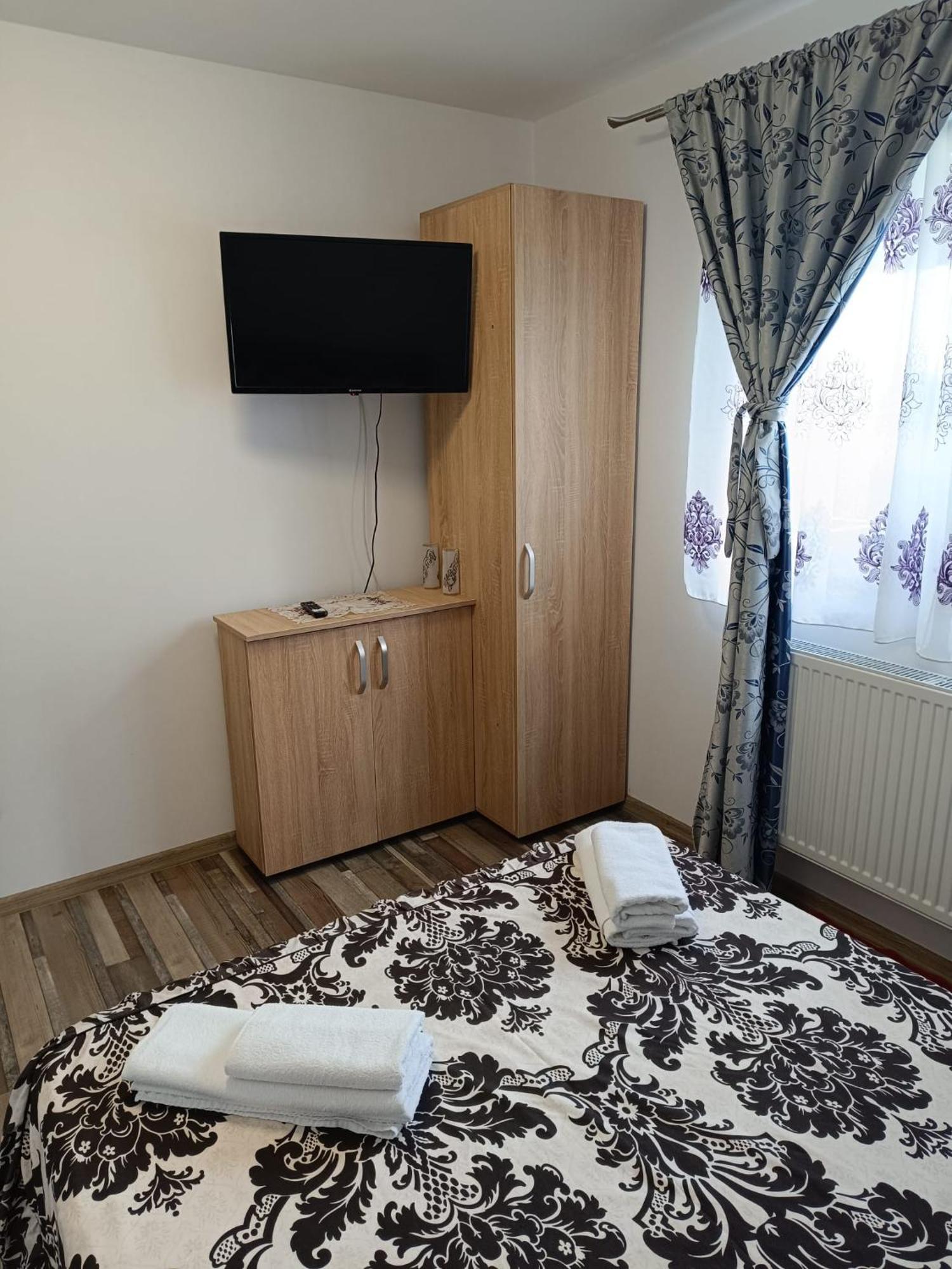 Casuta Din Livada Villa Moisei Luaran gambar