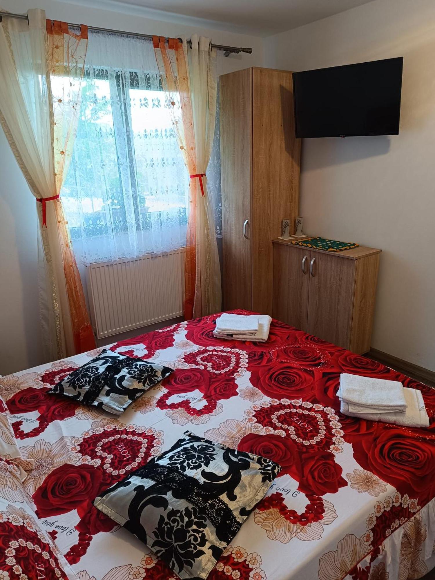 Casuta Din Livada Villa Moisei Luaran gambar